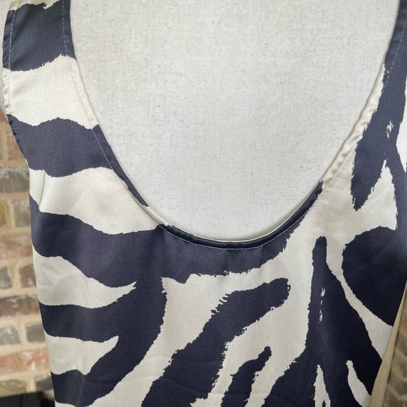 H&M Asymmetrical White and Blue Maxi Dress, Modern & Sophisticated Sz Small - Picture 6 of 15